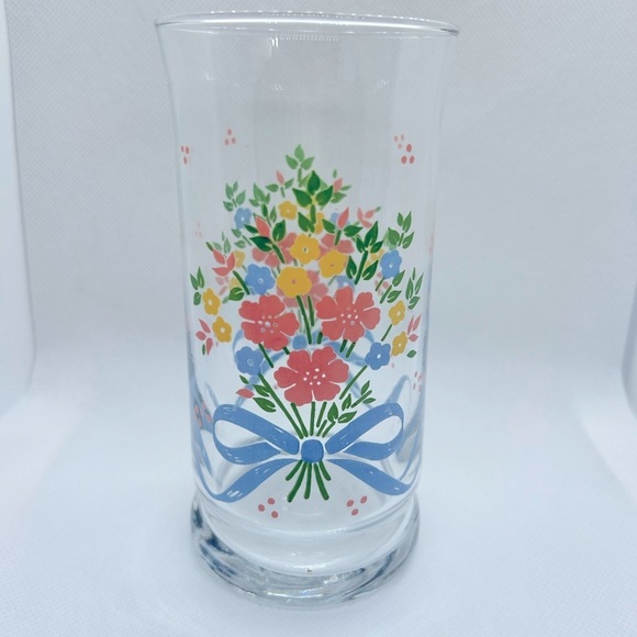 Gorgeous nostalgia set of 4 vintage LSTC 1988 drinking glasses- spring bouquet - Picture 6 of 7
